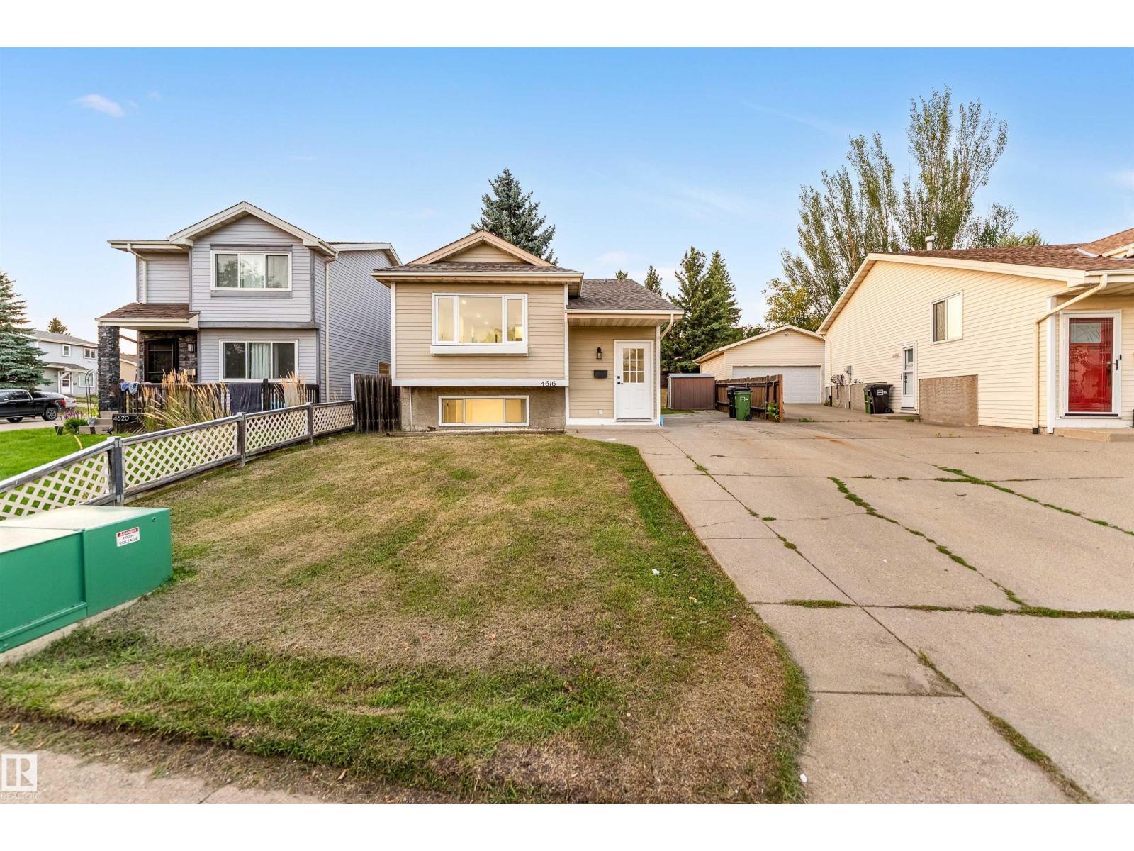 4616 32 Av Nw, Edmonton, Alberta  T6L 5J4 - Photo 6 - E4470871