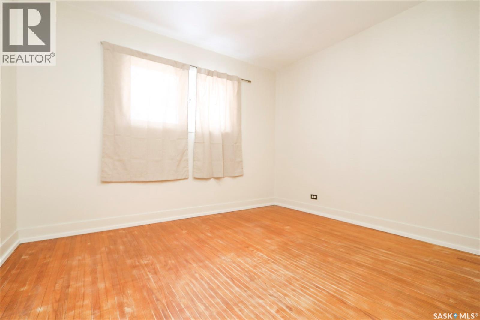 161 First Avenue N, Yorkton, Saskatchewan  S3N 1H8 - Photo 10 - SK027251