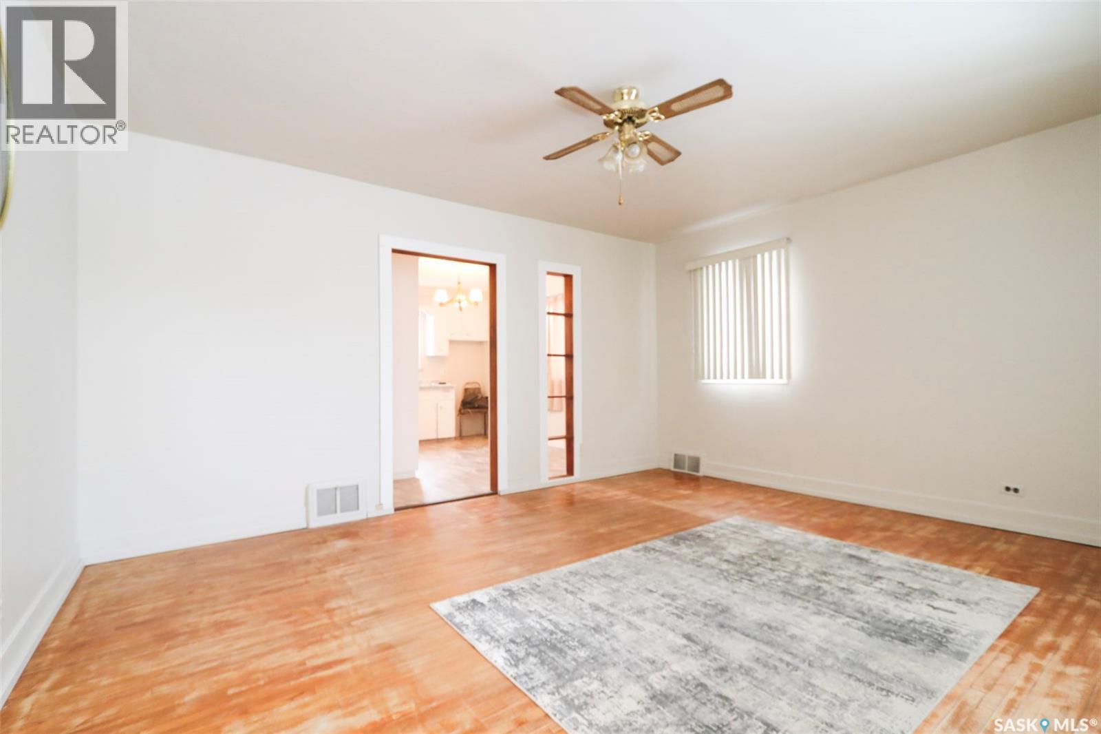 161 First Avenue N, Yorkton, Saskatchewan  S3N 1H8 - Photo 2 - SK027251