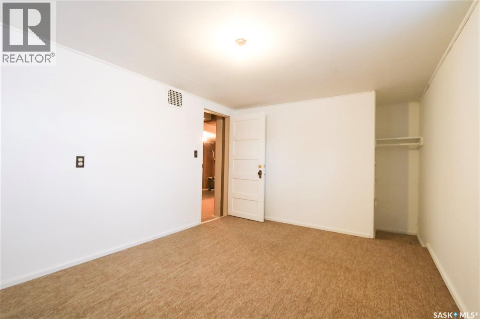 161 First Avenue N, Yorkton, Saskatchewan  S3N 1H8 - Photo 27 - SK027251