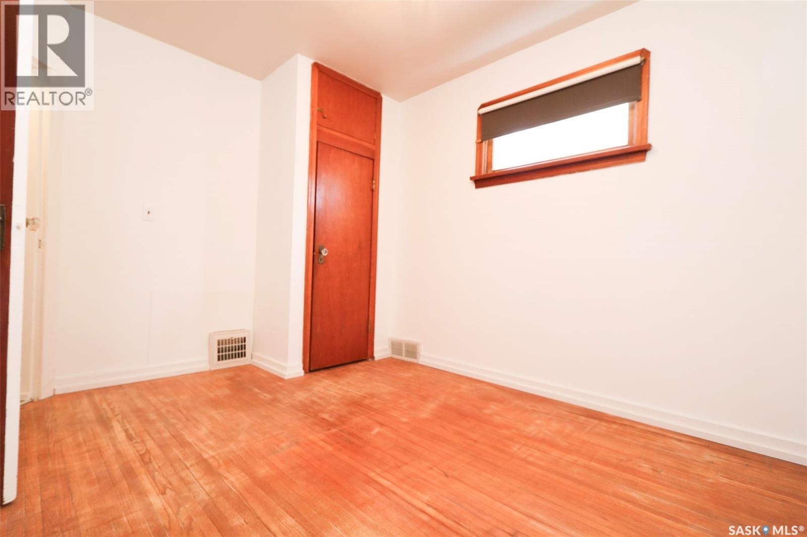 161 First Avenue N, Yorkton, Saskatchewan  S3N 1H8 - Photo 8 - SK027251