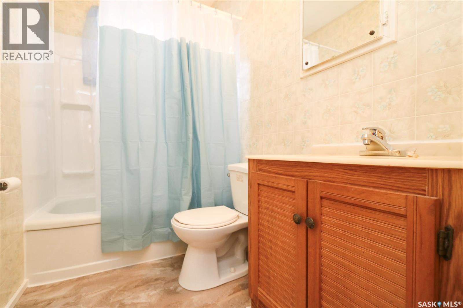 161 First Avenue N, Yorkton, Saskatchewan  S3N 1H8 - Photo 9 - SK027251