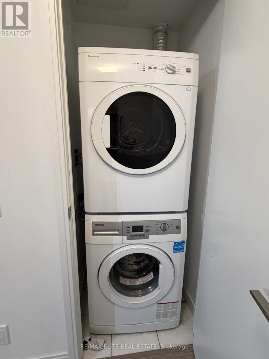 1502 - 181 Dundas Street E, Toronto, Ontario  M5A 0N5 - Photo 9 - C12724276