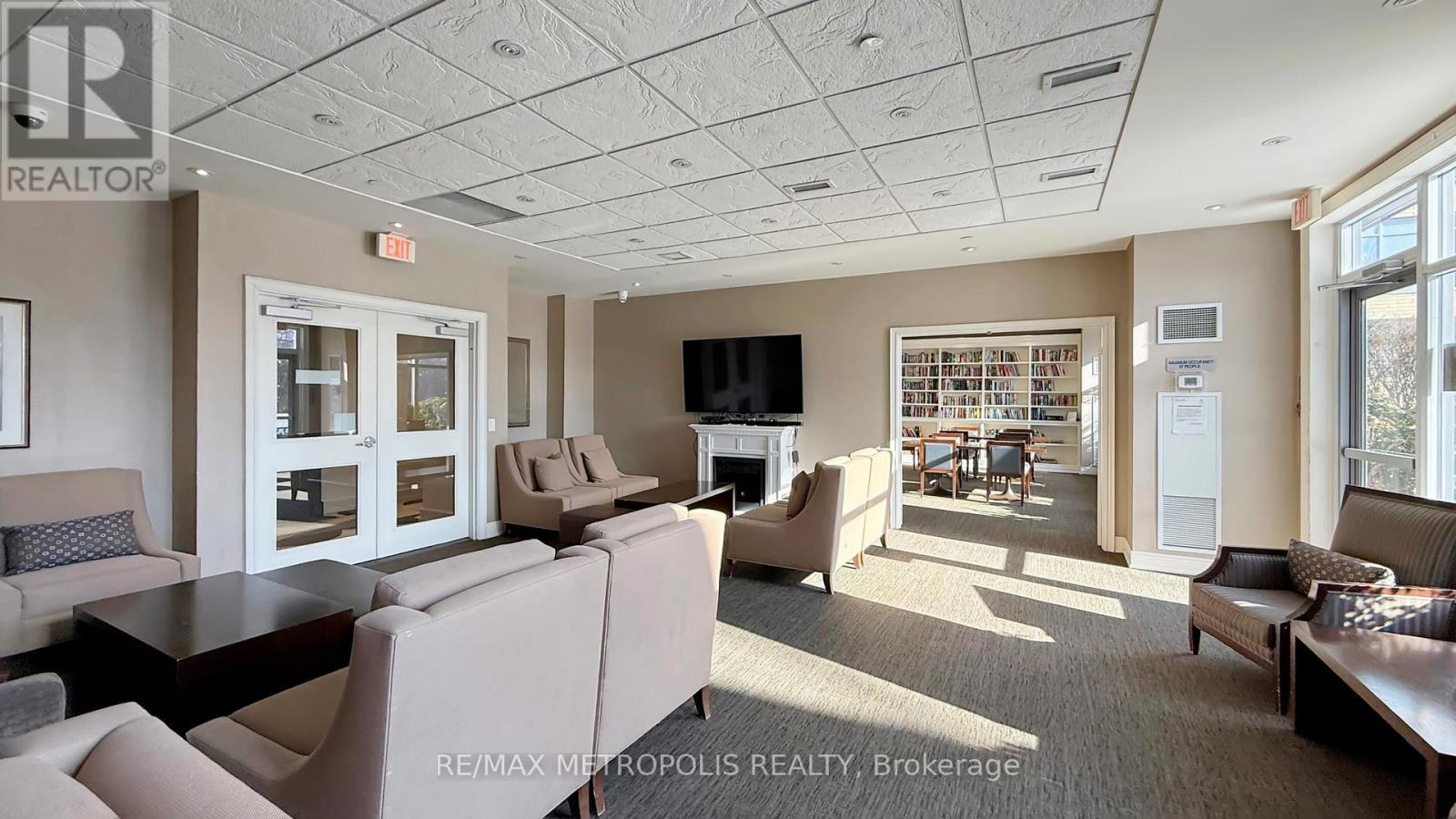 228 - 701 Sheppard Avenue W, Toronto, Ontario  M3H 0B2 - Photo 37 - C12724296