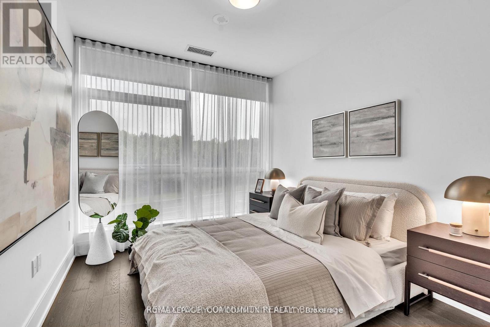 101 - 10 Inn On The Park Drive, Toronto, Ontario  M3C 0P9 - Photo 24 - C12724338