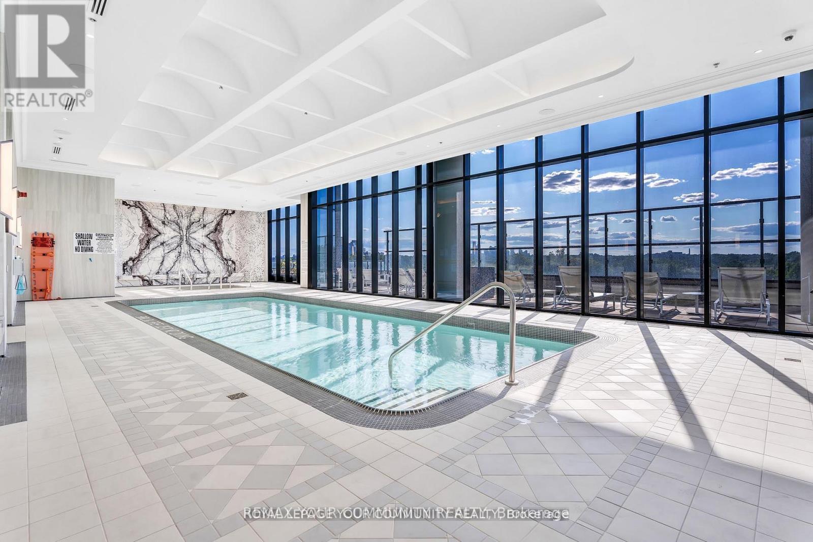 101 - 10 Inn On The Park Drive, Toronto, Ontario  M3C 0P9 - Photo 47 - C12724338