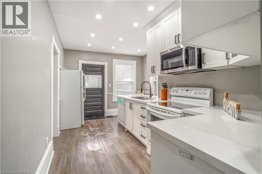 353 Dalhousie Street, Brantford, Ontario  N3S 3V9 - Photo 18 - 40799767