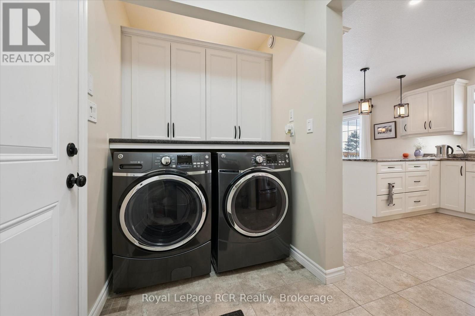 10 Sparberry Street W, Southgate, Ontario N0G 2L0 - Photo 15 - X12721554