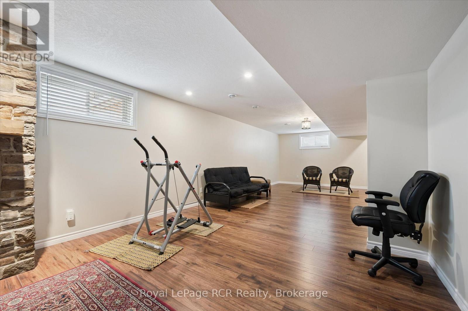 10 Sparberry Street W, Southgate, Ontario N0G 2L0 - Photo 27 - X12721554