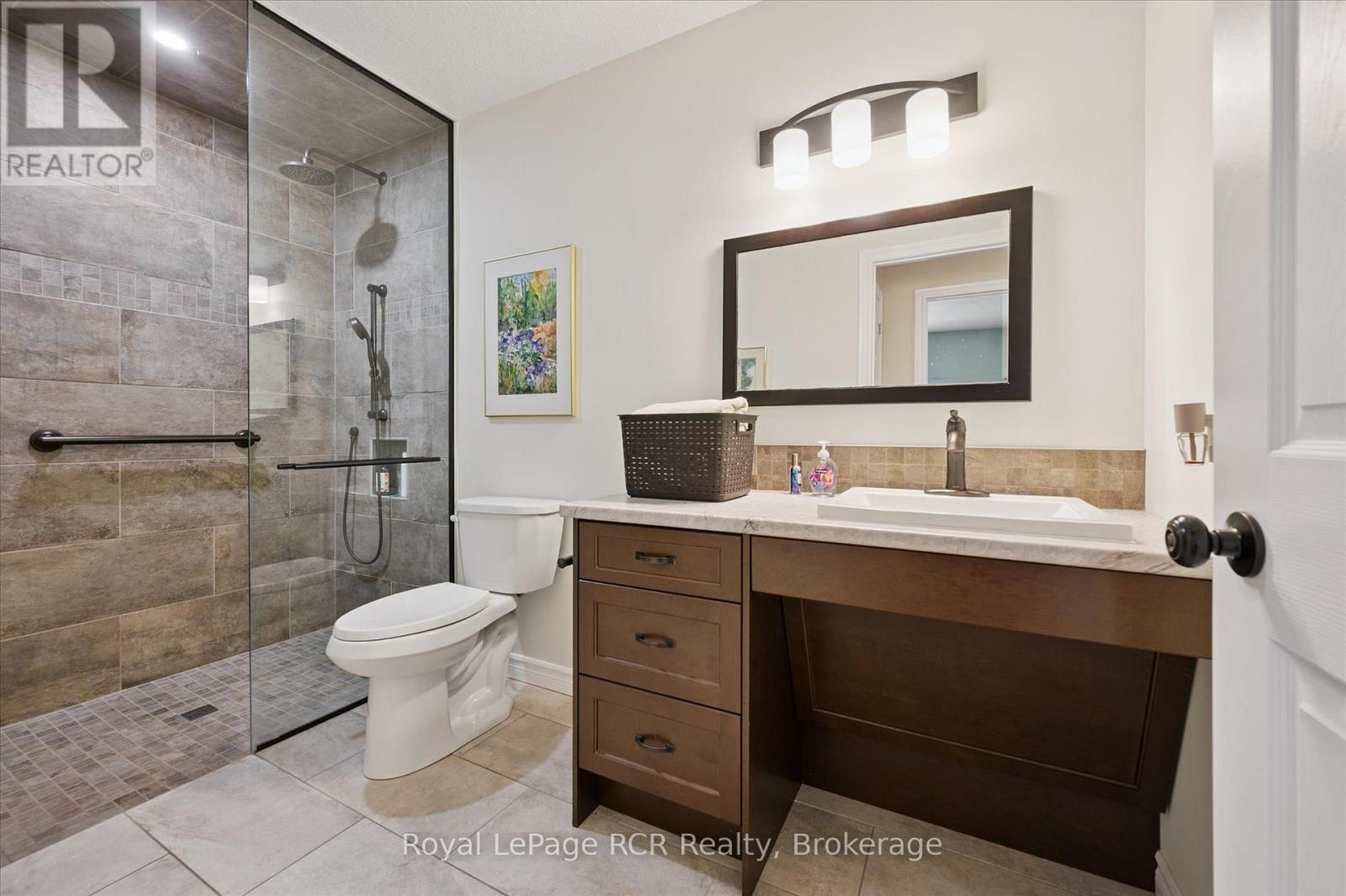 10 Sparberry Street W, Southgate, Ontario N0G 2L0 - Photo 19 - X12721554