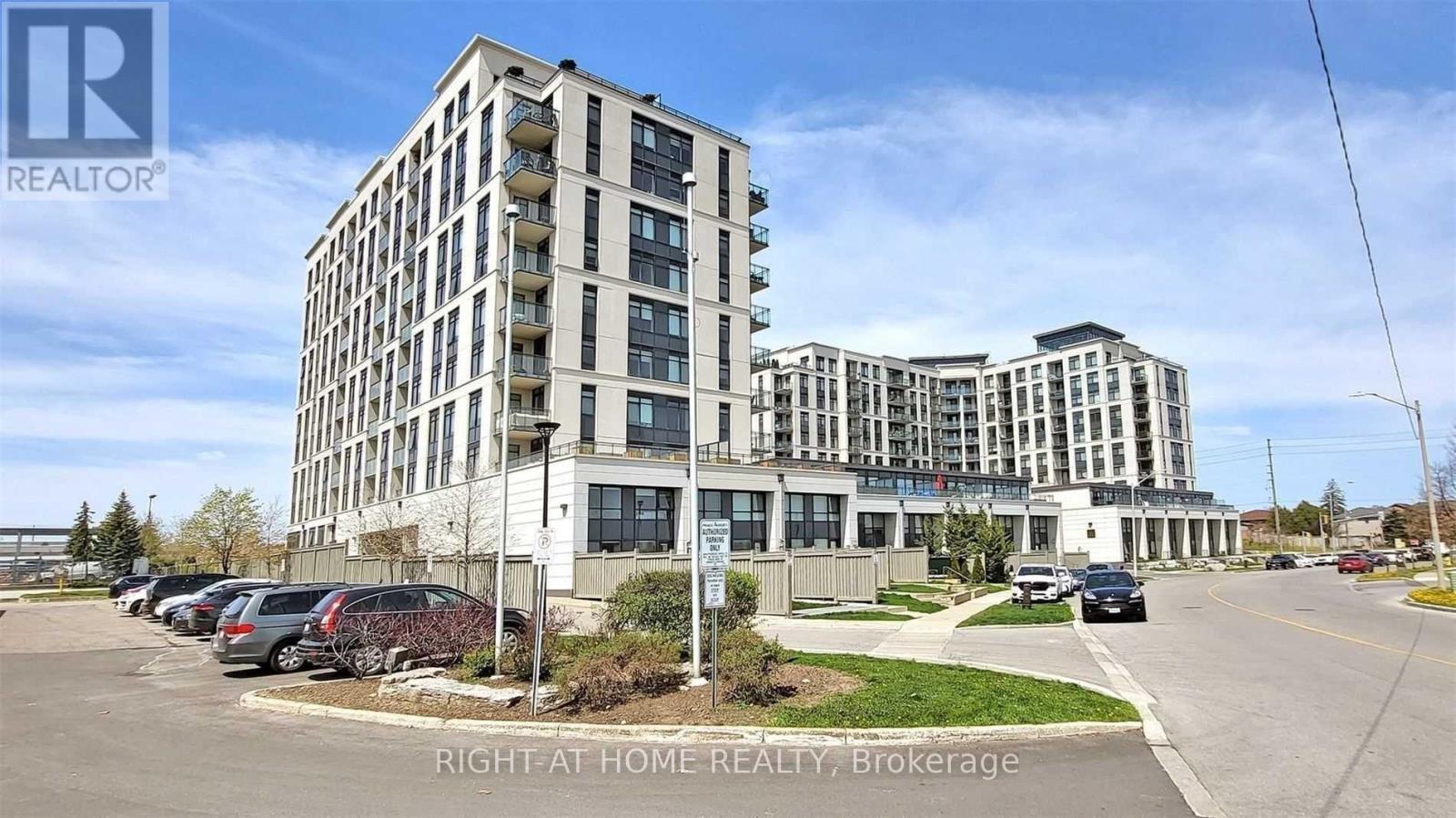 1011 - 24 Woodstream Boulevard, Vaughan, Ontario  L4L 8C4 - Photo 3 - N12724280