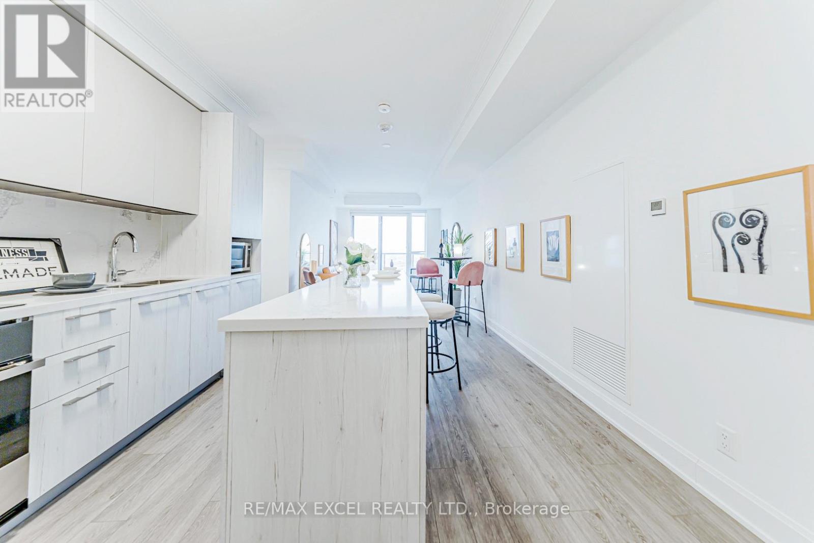 2701 - 8 Water Walk Drive, Markham, Ontario  L3R 6L4 - Photo 12 - N12695348