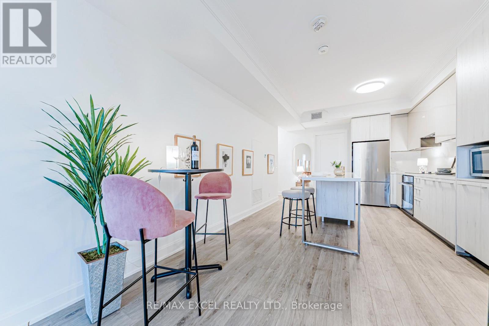 2701 - 8 Water Walk Drive, Markham, Ontario  L3R 6L4 - Photo 13 - N12695348