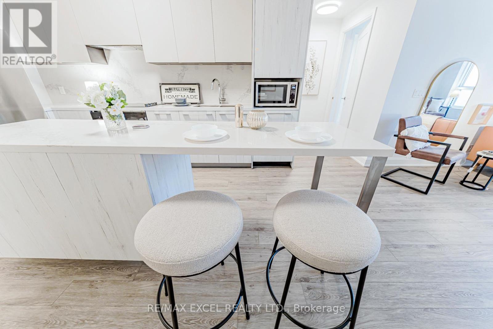 2701 - 8 Water Walk Drive, Markham, Ontario  L3R 6L4 - Photo 18 - N12695348