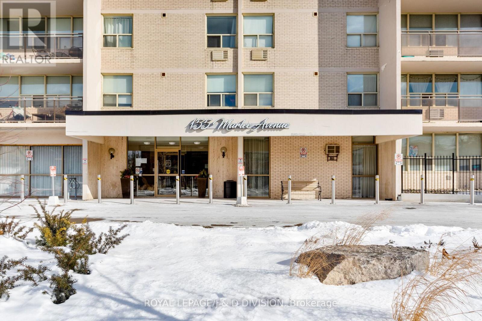 306 - 155 Marlee Avenue, Toronto, Ontario  M6B 4B5 - Photo 18 - W12724274