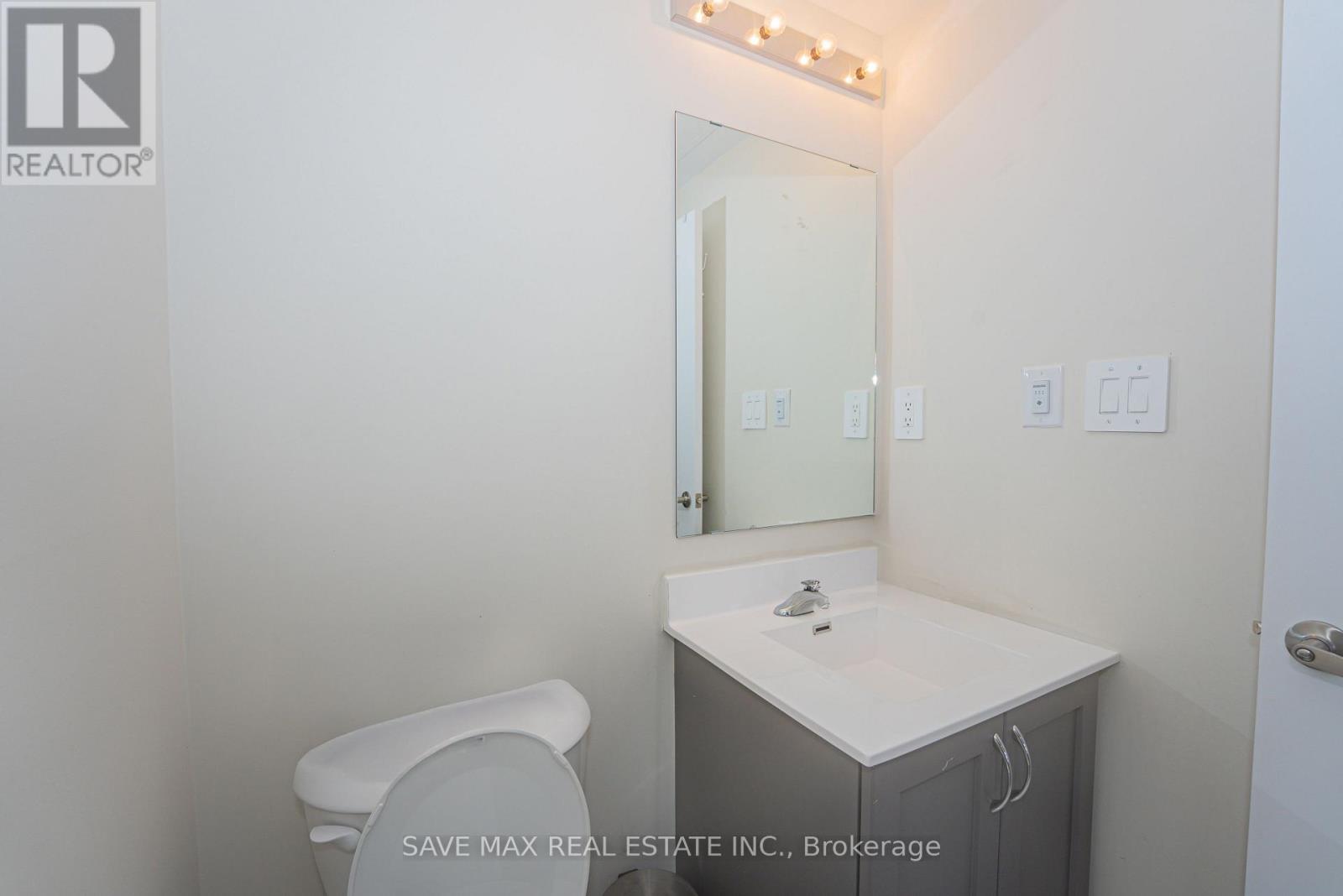 105 - 1589 Rose Way, Milton, Ontario  L9E 0J2 - Photo 17 - W12724306