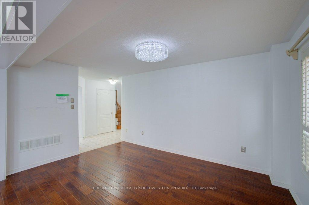 8 Waterdale Road, Brampton, Ontario  L7A 1S7 - Photo 11 - W12724308