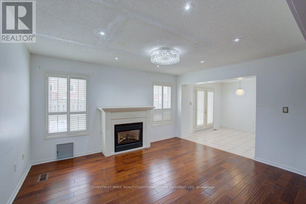 8 Waterdale Road, Brampton, Ontario  L7A 1S7 - Photo 12 - W12724308