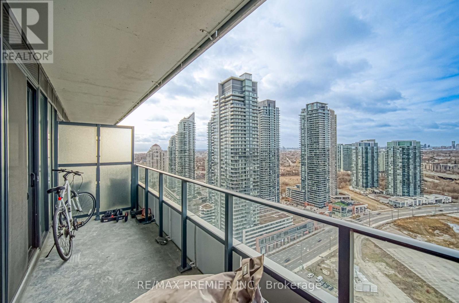 2712 - 30 Shore Breeze Drive, Toronto, Ontario  M8V 0C7 - Photo 28 - W12724312