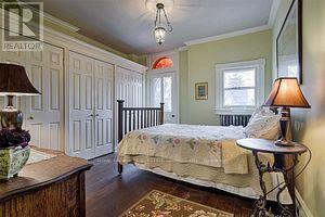 125 Macdonell Avenue, Toronto, Ontario  M6R 2A4 - Photo 13 - W12724314