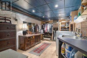 125 Macdonell Avenue, Toronto, Ontario  M6R 2A4 - Photo 32 - W12724314