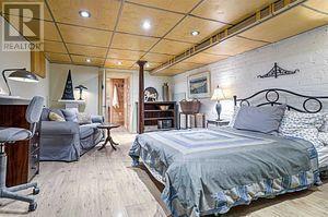 125 Macdonell Avenue, Toronto, Ontario  M6R 2A4 - Photo 34 - W12724314