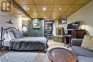 125 Macdonell Avenue, Toronto, Ontario  M6R 2A4 - Photo 35 - W12724314