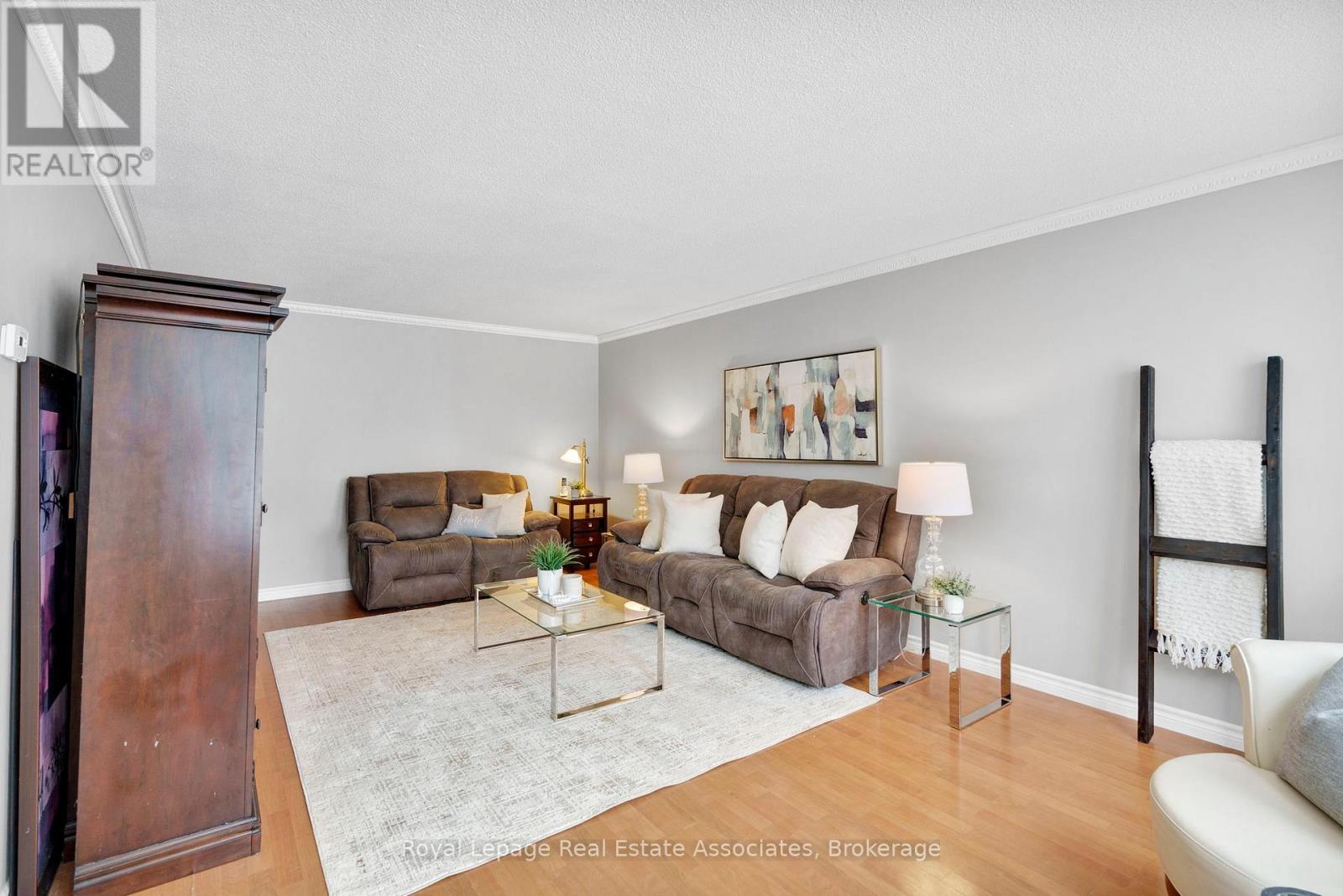 23 Madrid Crescent, Brampton, Ontario  L6S 2X5 - Photo 16 - W12724322