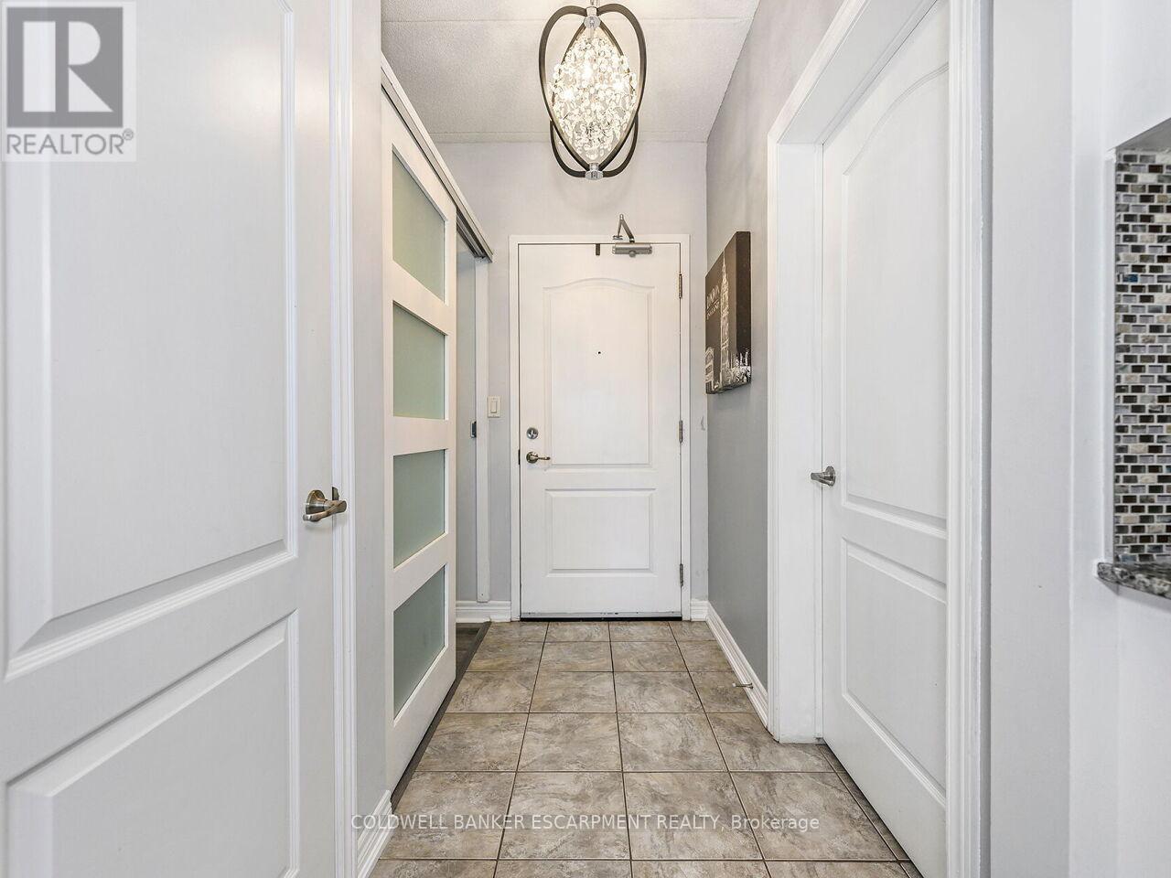 207 - 1419 Costigan Road, Milton, Ontario  L9T 2L4 - Photo 3 - W12724326