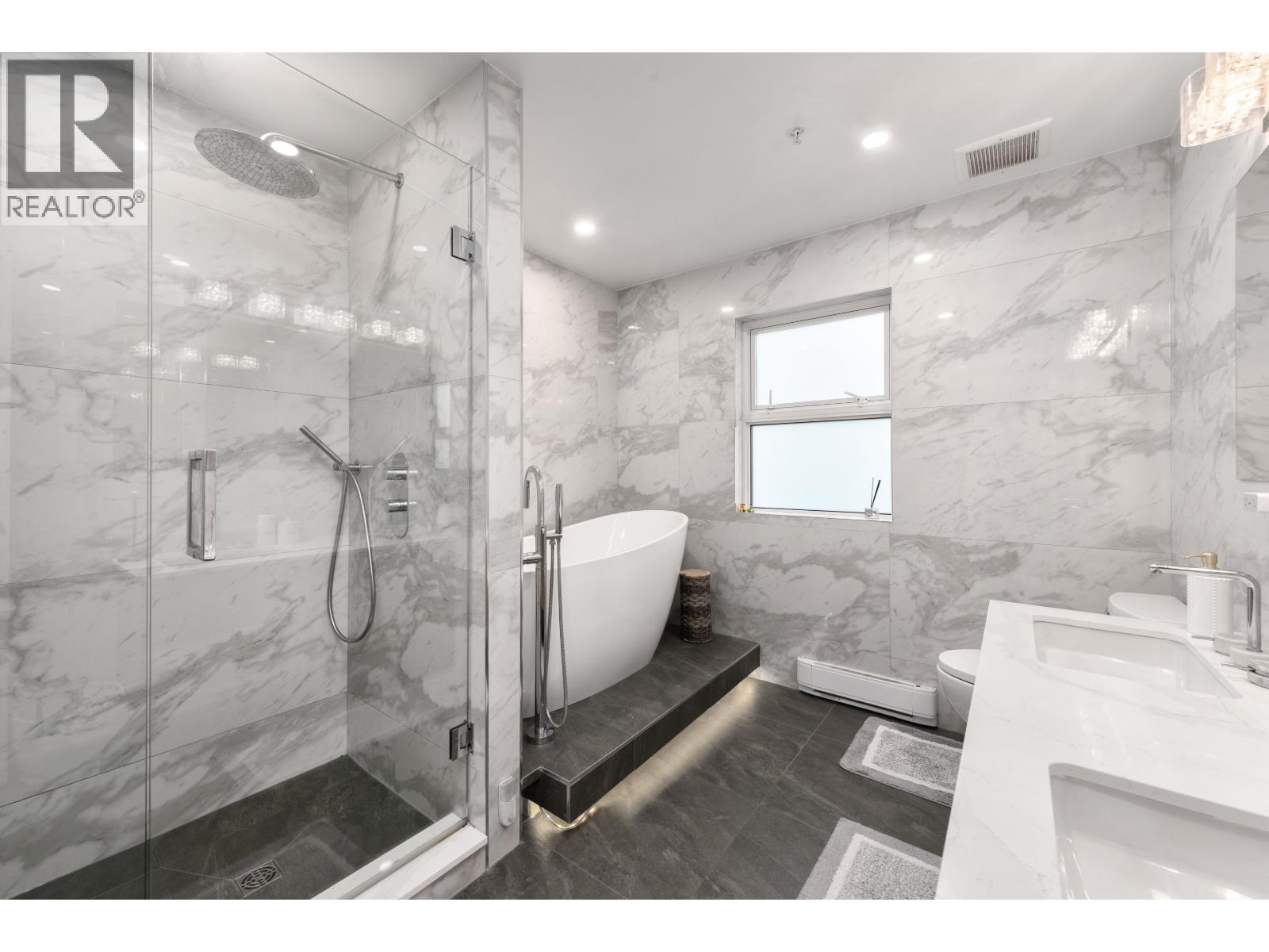 11 2425 Edgemont Boulevard, North Vancouver, British Columbia  V7P 2L2 - Photo 21 - R3082534