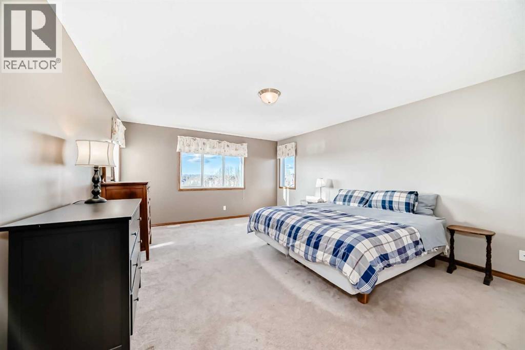 114 Royal Birkdale Crescent Nw, Calgary, Alberta  T3G 5R6 - Photo 25 - A2279052