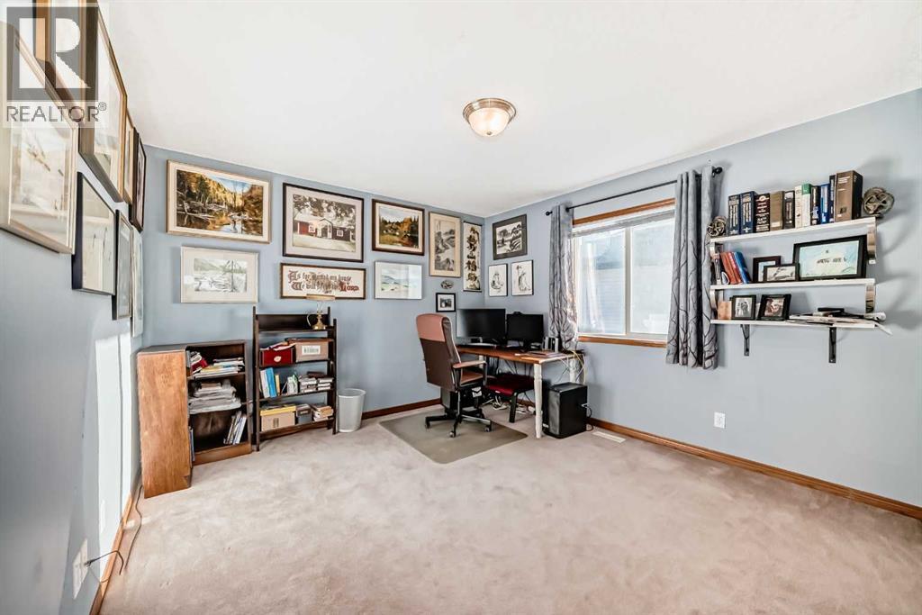 114 Royal Birkdale Crescent Nw, Calgary, Alberta  T3G 5R6 - Photo 34 - A2279052