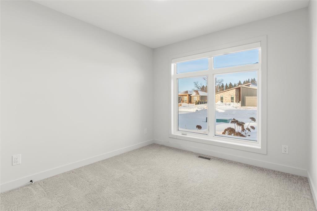 82 Wyndham Estate Drive, Steinbach, Manitoba  R5G 2K6 - Photo 18 - 202600495