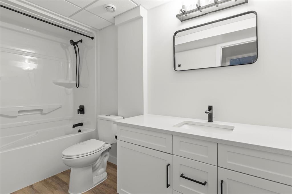 82 Wyndham Estate Drive, Steinbach, Manitoba  R5G 2K6 - Photo 31 - 202600495