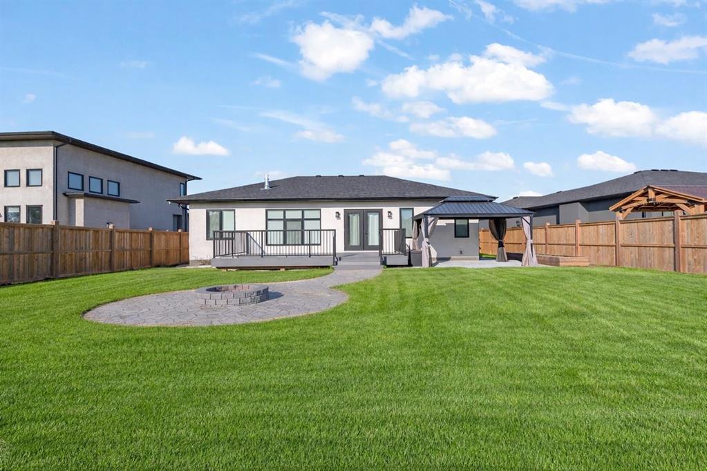 82 Wyndham Estate Drive, Steinbach, Manitoba  R5G 2K6 - Photo 34 - 202600495