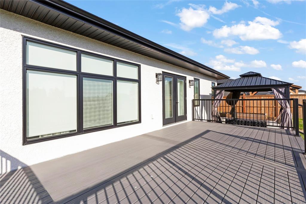 82 Wyndham Estate Drive, Steinbach, Manitoba  R5G 2K6 - Photo 36 - 202600495