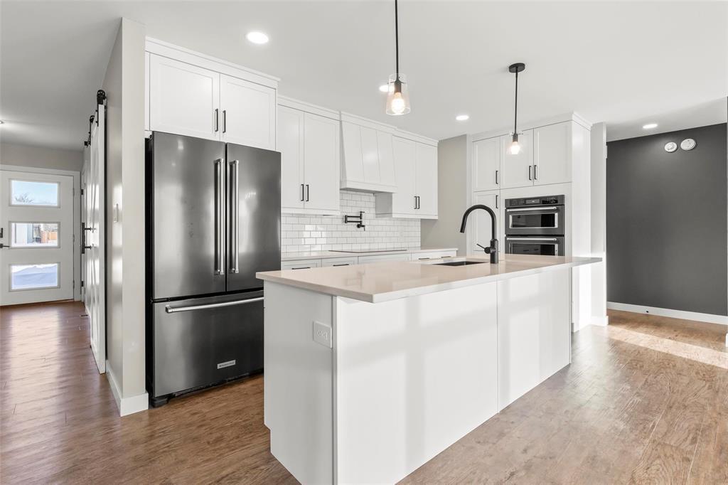 82 Wyndham Estate Drive, Steinbach, Manitoba  R5G 2K6 - Photo 4 - 202600495