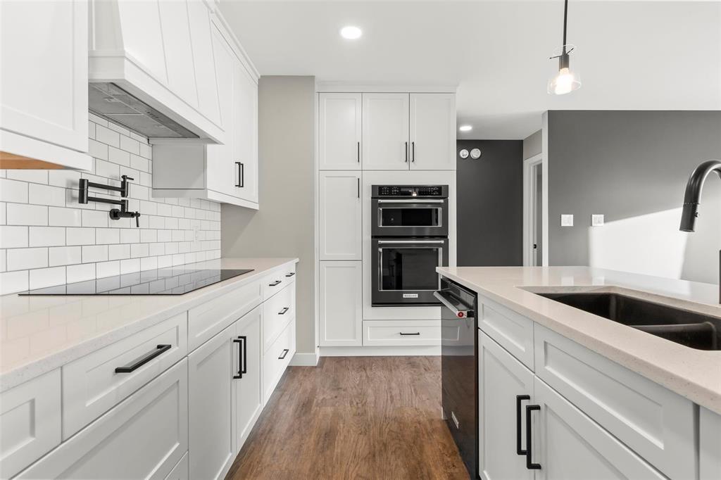 82 Wyndham Estate Drive, Steinbach, Manitoba  R5G 2K6 - Photo 6 - 202600495