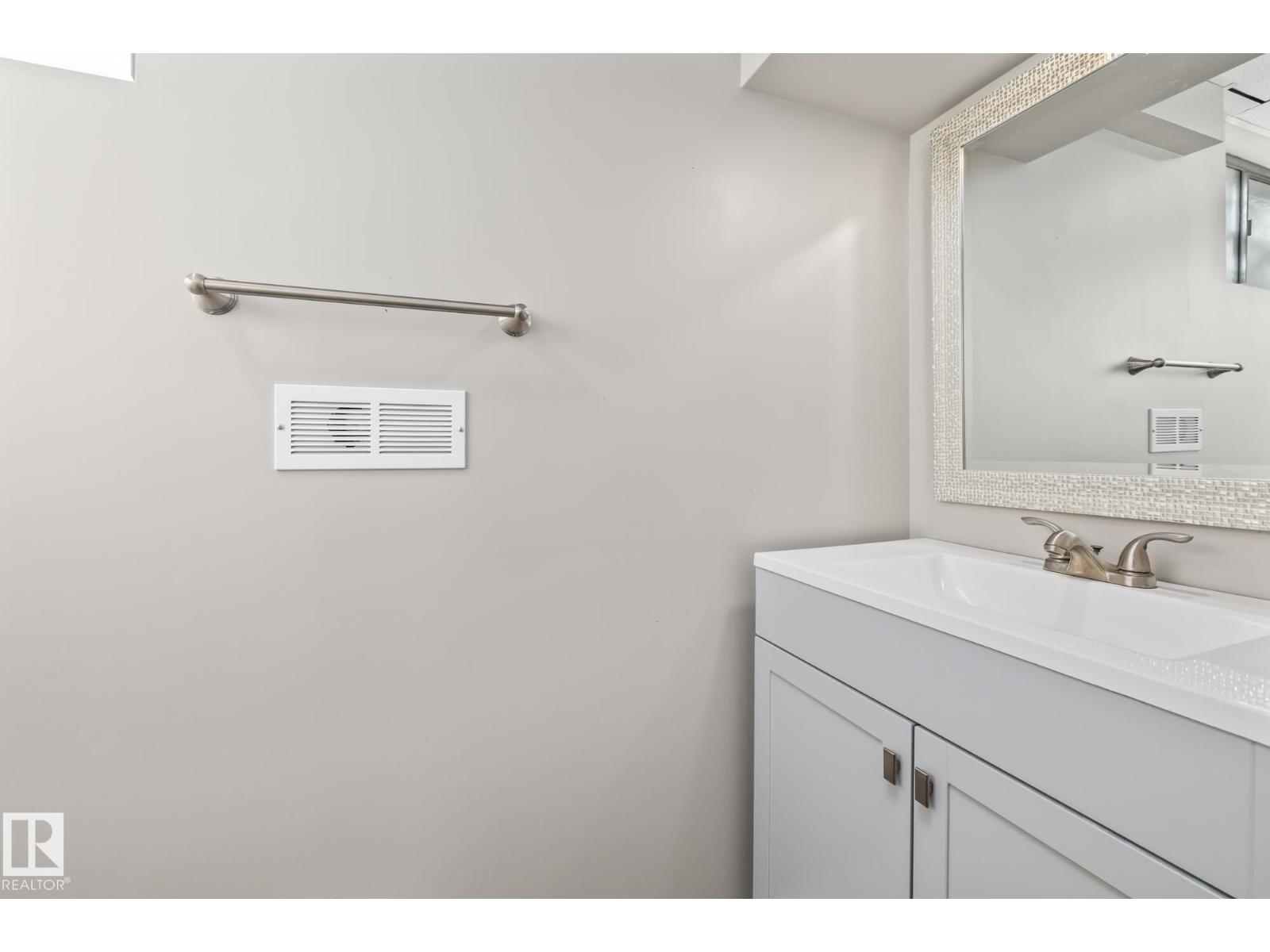 13311 Dovercourt Av Nw, Edmonton, Alberta  T5L 4E3 - Photo 33 - E4470872