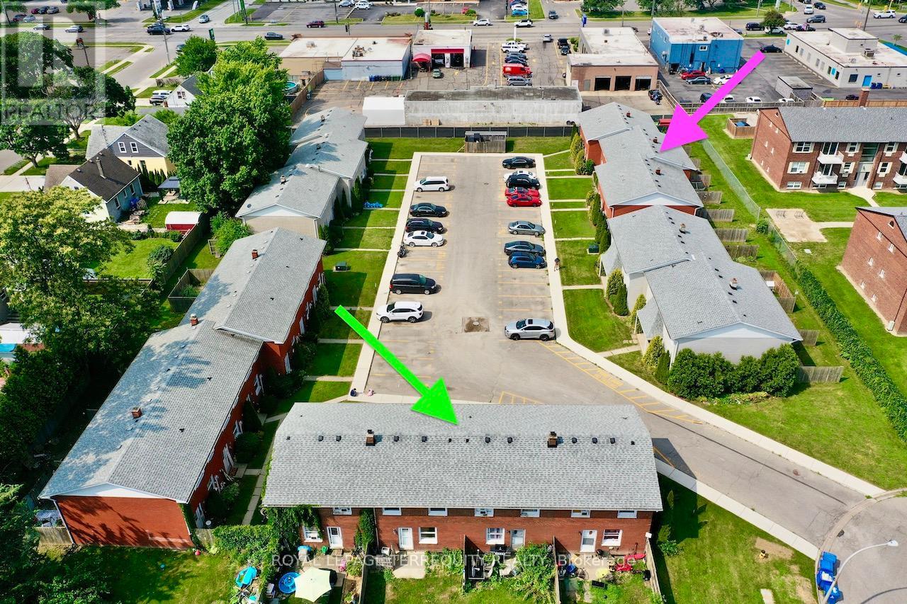 35-41 Orchard Place, Chatham-Kent, Ontario  N7M 1A6 - Photo 3 - X12724290