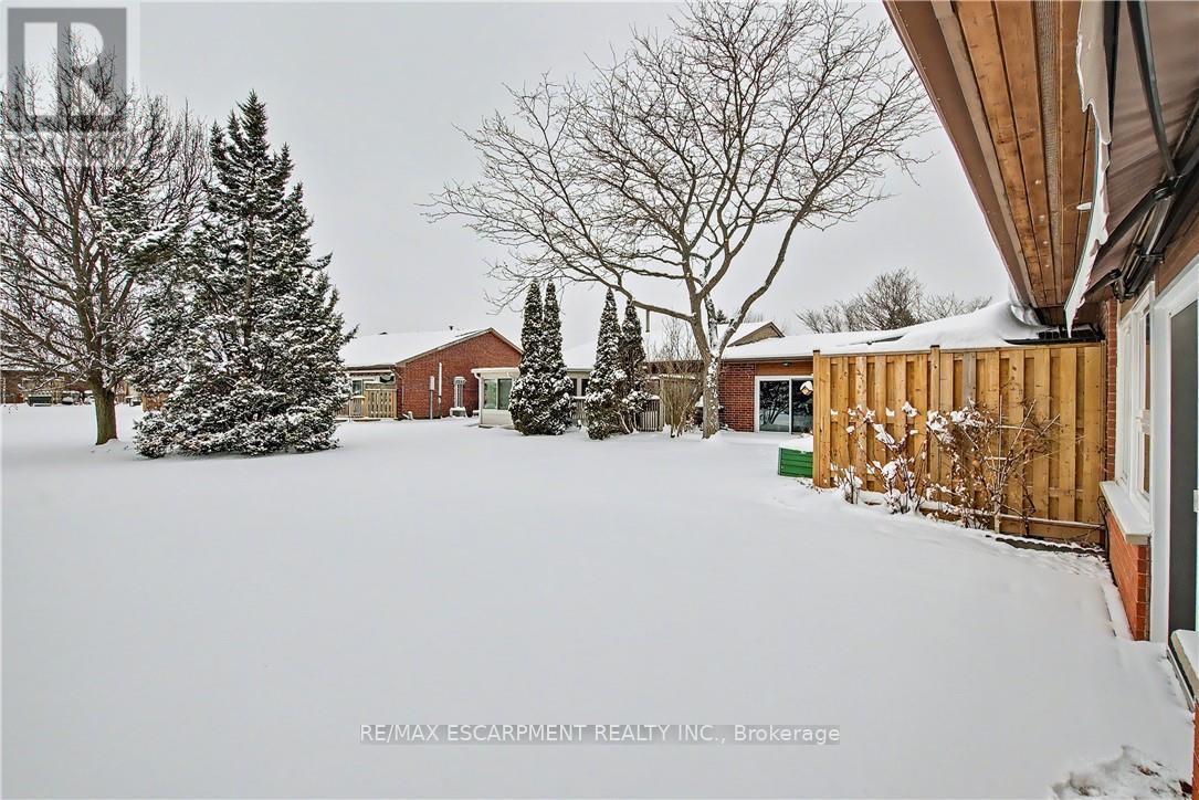 17 Monsignor Henkey Terrace, Hamilton, Ontario  L9B 2M2 - Photo 22 - X12724304