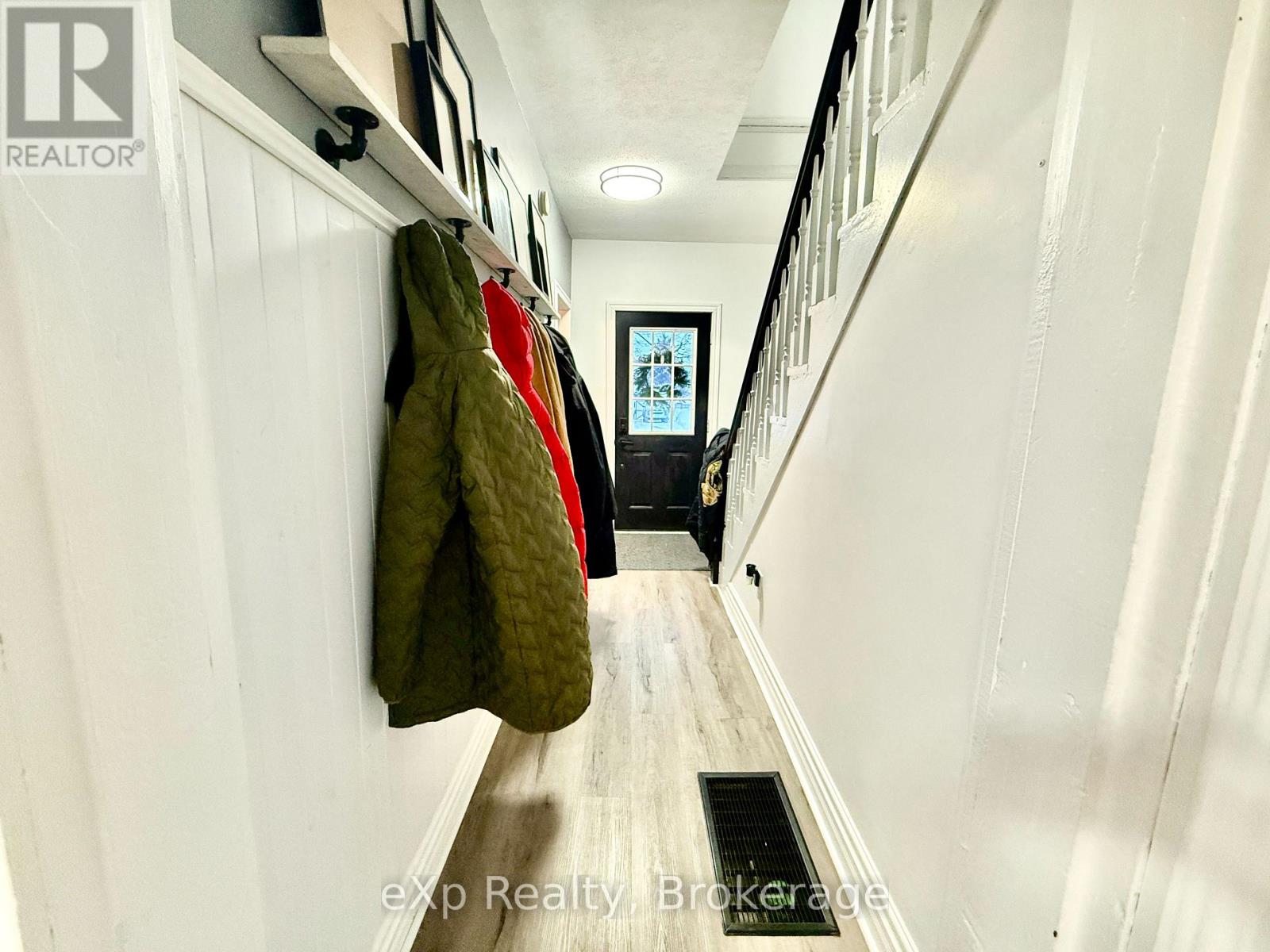 588 12th Avenue, Hanover, Ontario  N4N 2V6 - Photo 2 - X12724420