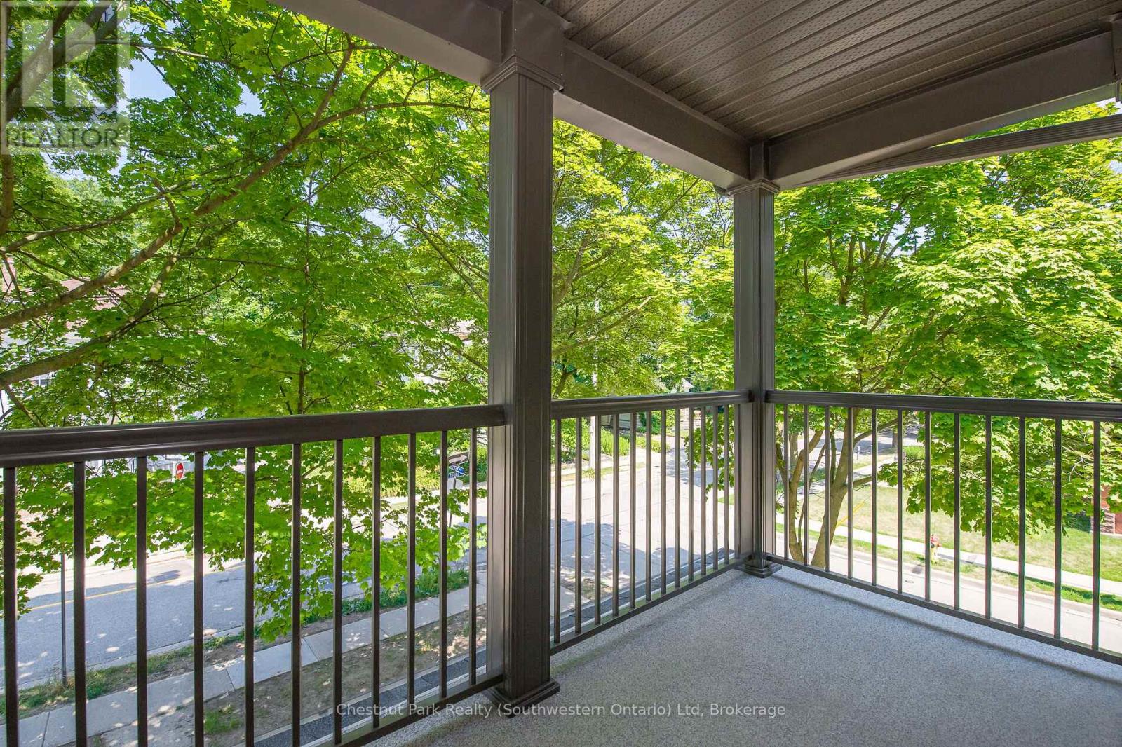 3 - 113 Young Street, Kitchener, Ontario  N2H 4Z2 - Photo 3 - X12724464