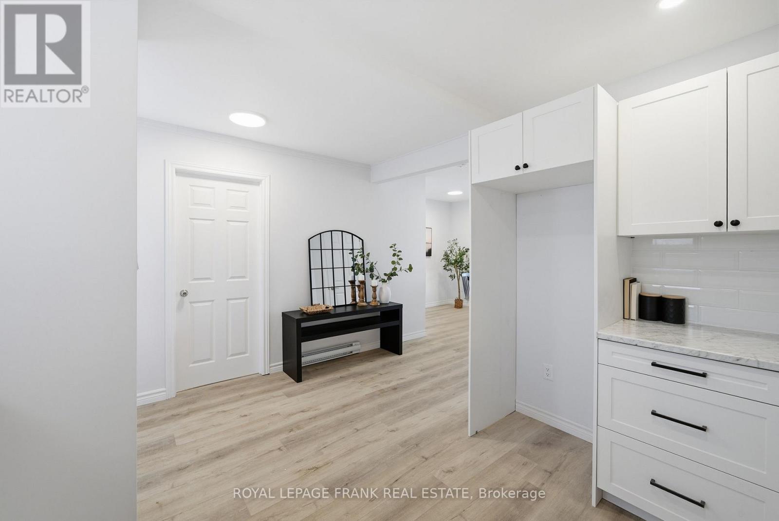 10 Elk Street, Kawartha Lakes, Ontario  K0M 1L0 - Photo 12 - X12724554