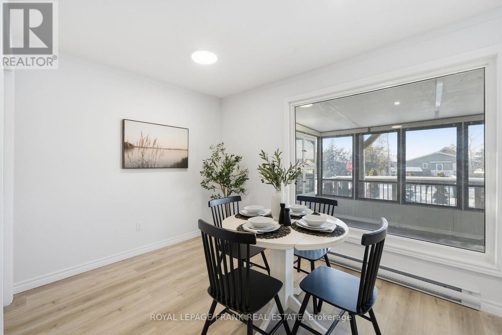 10 Elk Street, Kawartha Lakes, Ontario  K0M 1L0 - Photo 13 - X12724554