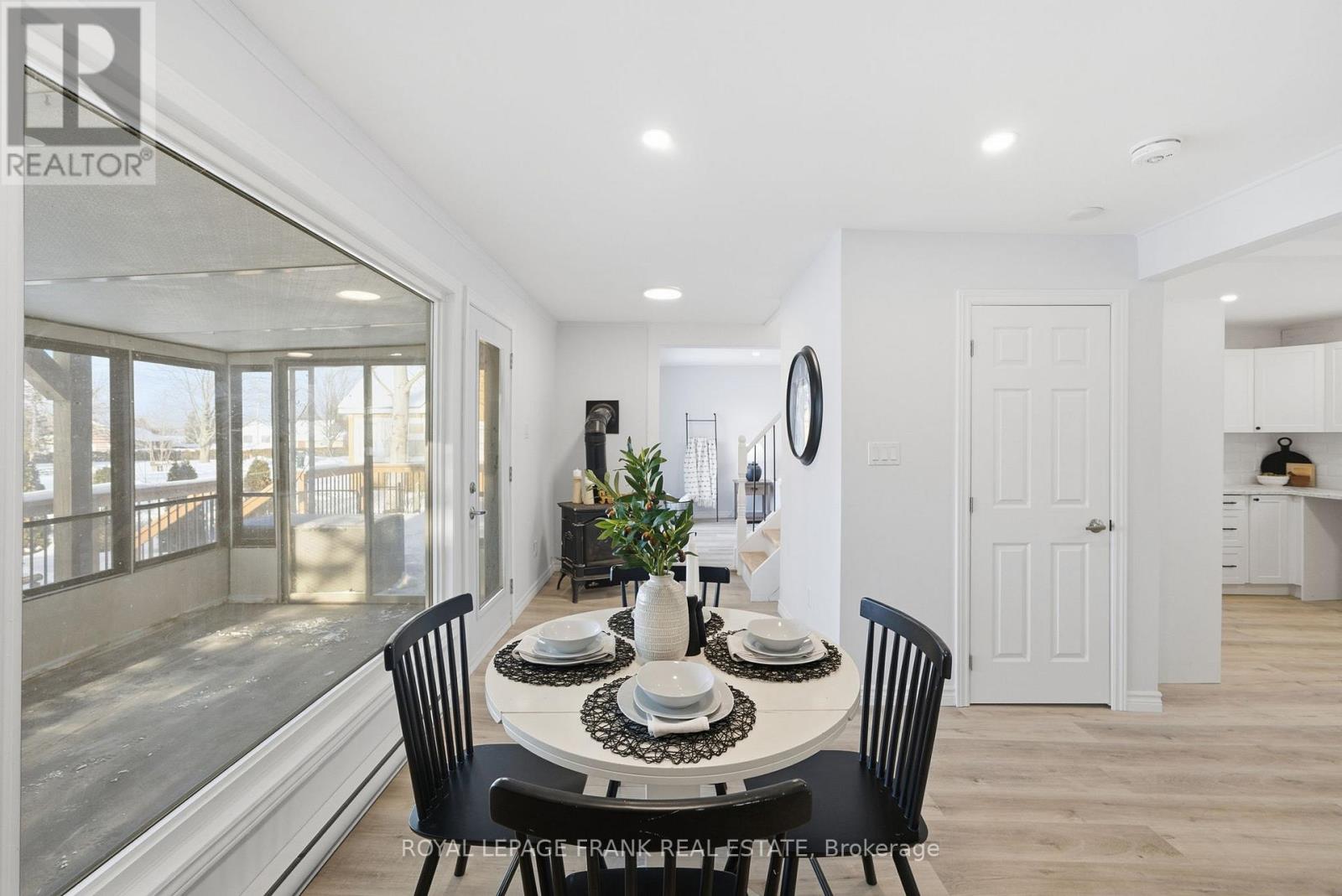 10 Elk Street, Kawartha Lakes, Ontario  K0M 1L0 - Photo 15 - X12724554