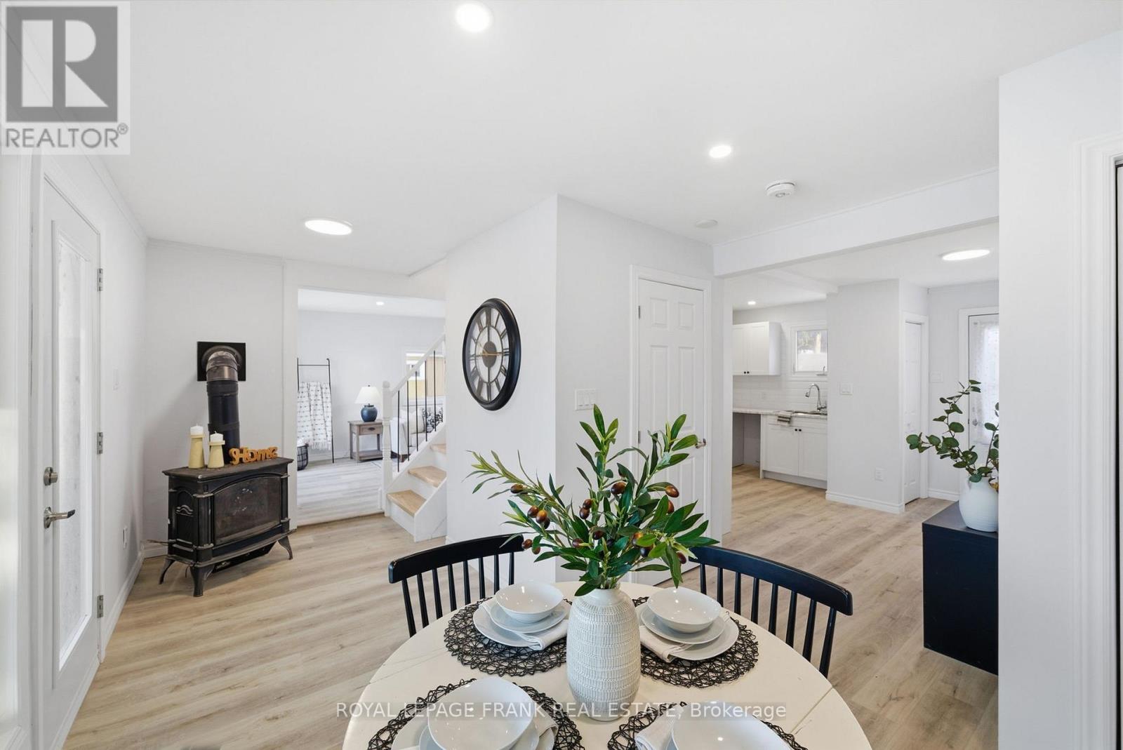 10 Elk Street, Kawartha Lakes, Ontario  K0M 1L0 - Photo 16 - X12724554