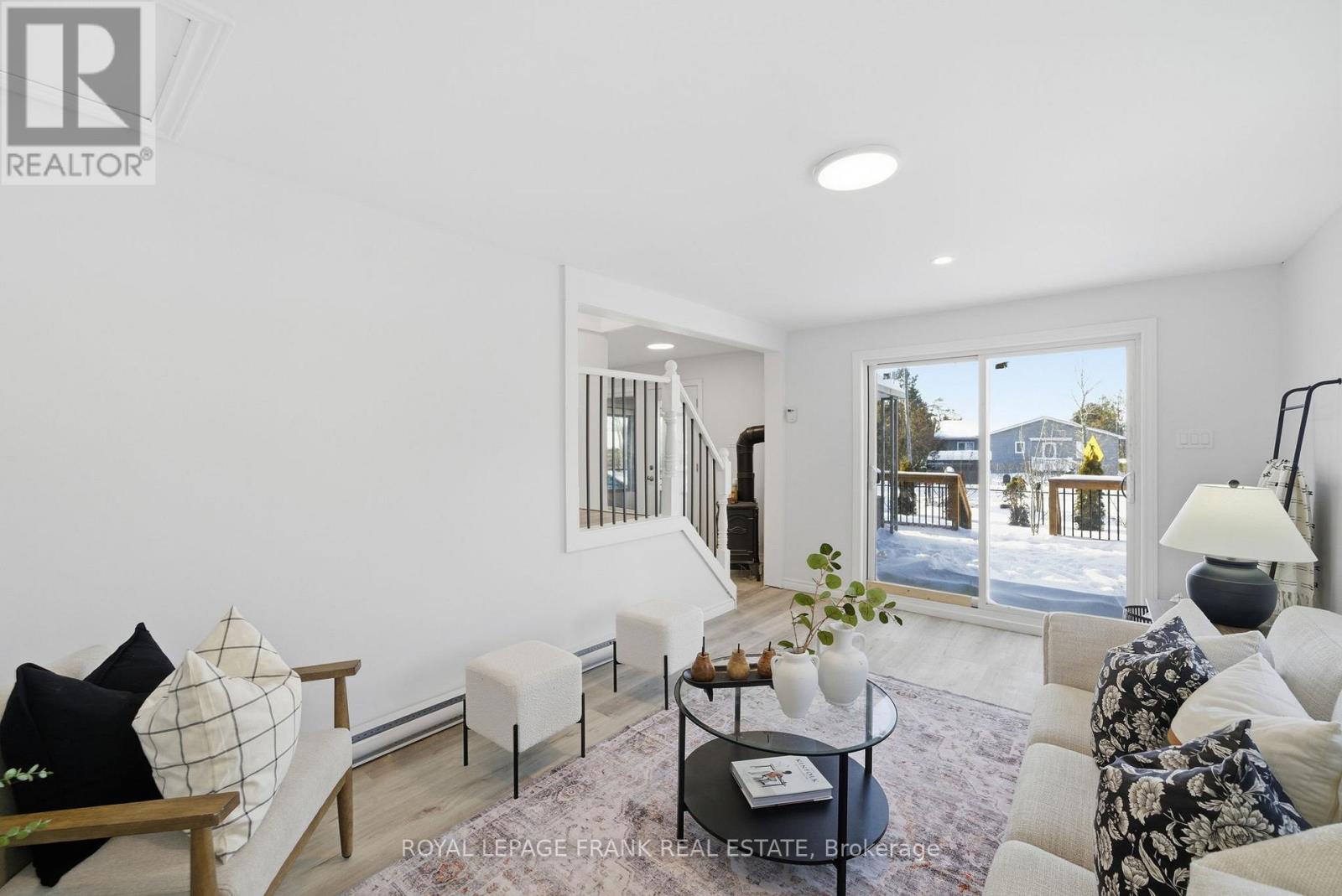 10 Elk Street, Kawartha Lakes, Ontario  K0M 1L0 - Photo 21 - X12724554