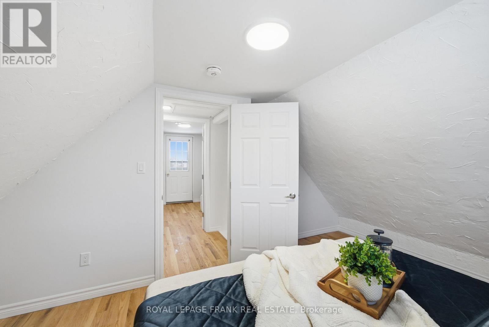 10 Elk Street, Kawartha Lakes, Ontario  K0M 1L0 - Photo 27 - X12724554