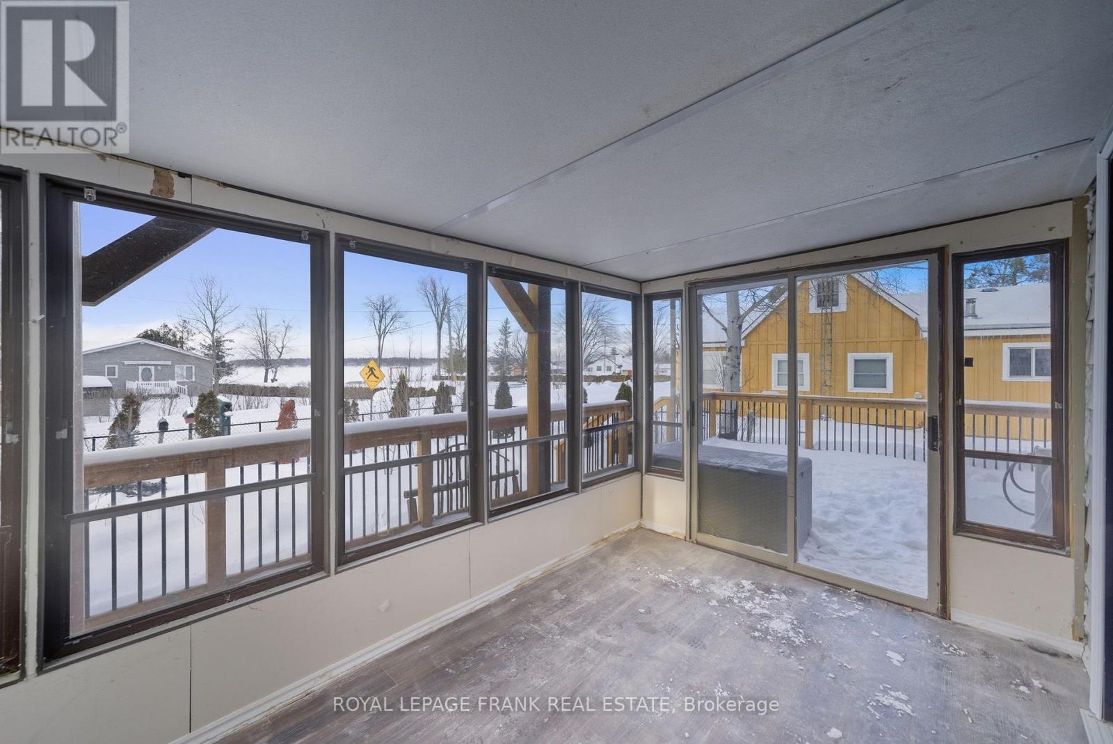 10 Elk Street, Kawartha Lakes, Ontario  K0M 1L0 - Photo 40 - X12724554